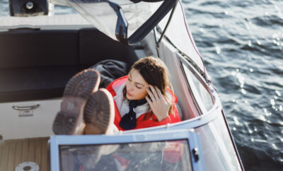 Louer un bateau sans permis à Carnon : guide, conseils et bonnes adresses